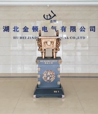 招聘新媒體運(yùn)營(yíng)